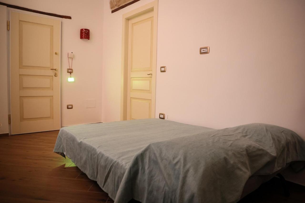 Petramare Charming House Apartment ซาแลร์โน ภายนอก รูปภาพ