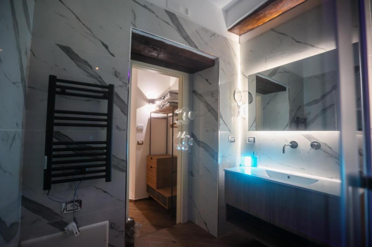 Petramare Charming House Apartment ซาแลร์โน ภายนอก รูปภาพ