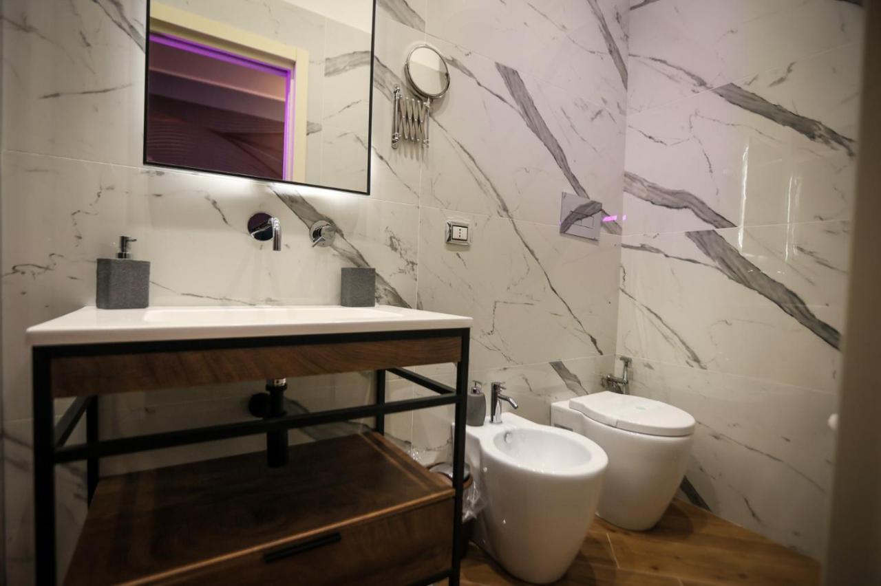 Petramare Charming House Apartment ซาแลร์โน ภายนอก รูปภาพ