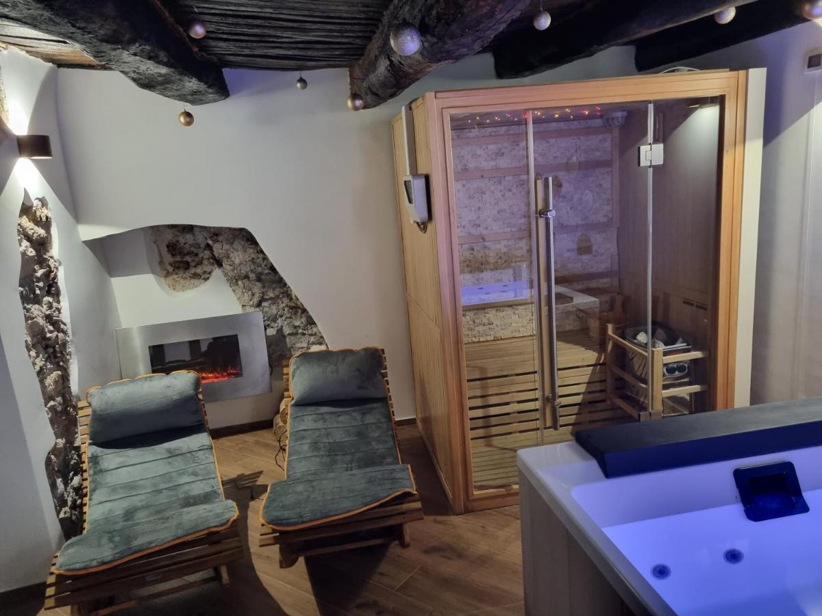 Petramare Charming House Apartment ซาแลร์โน ภายนอก รูปภาพ