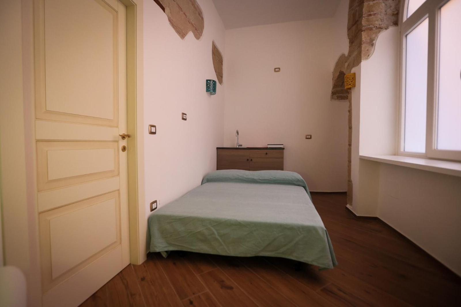 Petramare Charming House Apartment ซาแลร์โน ภายนอก รูปภาพ